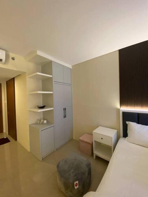 Nagoya Thamrin Apartment High Floor With View Buitenkant foto