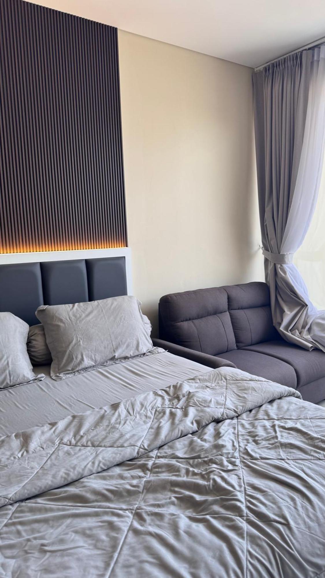 Nagoya Thamrin Apartment High Floor With View Buitenkant foto