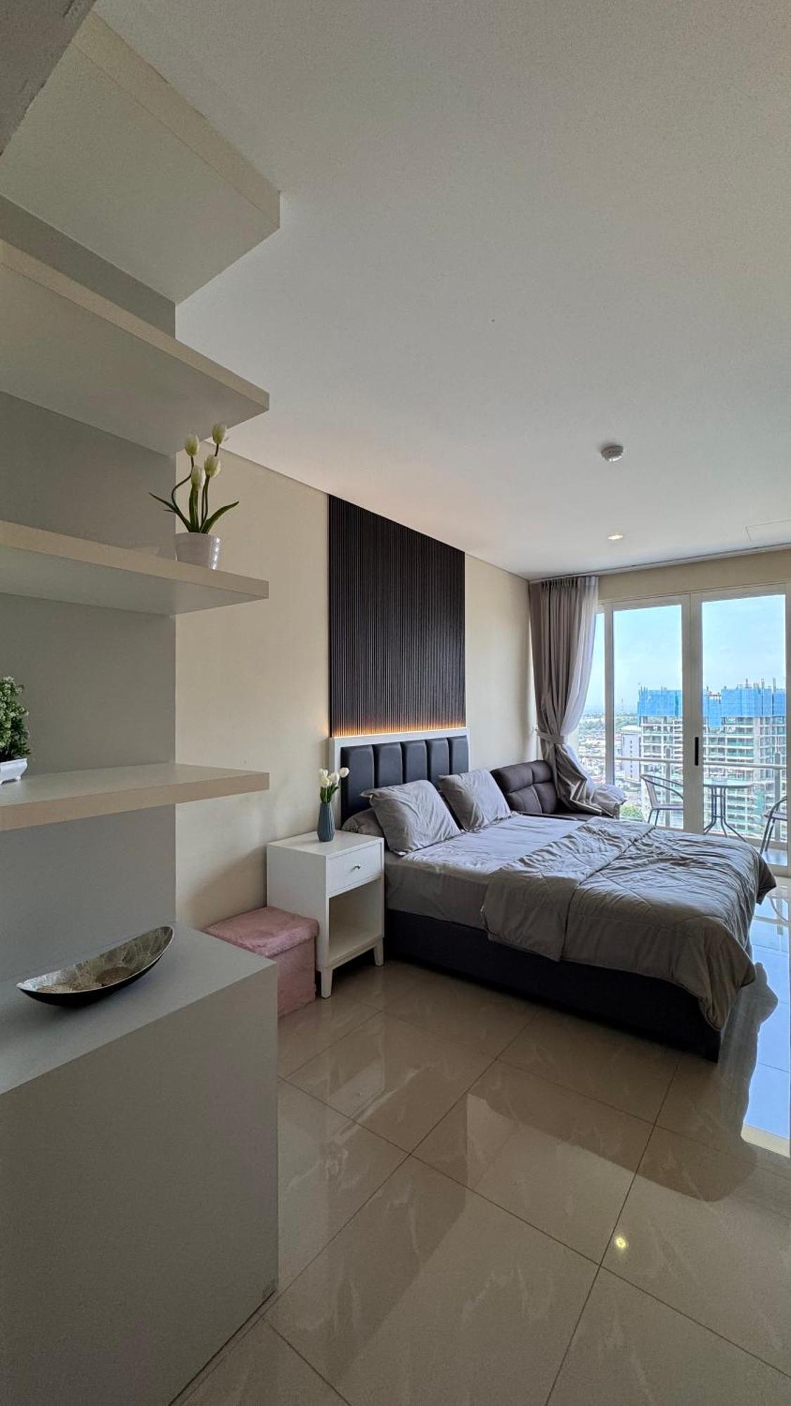 Nagoya Thamrin Apartment High Floor With View Buitenkant foto